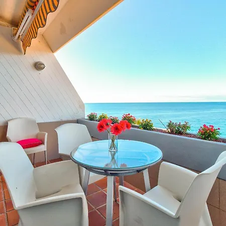 Apto 143 Wonderful Sea View With Swimming Pool アパート